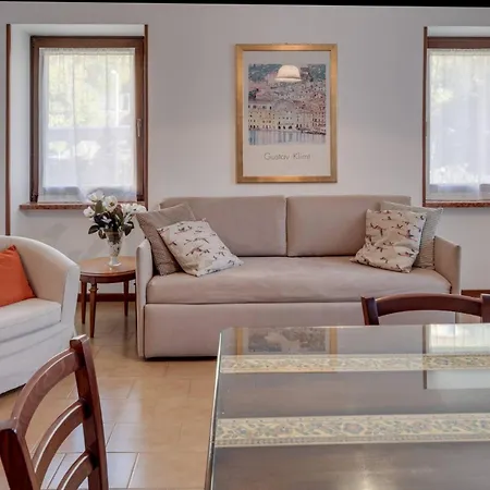 Antonio Priori Appartement Malcesine